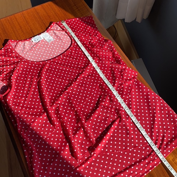 KEREN hart Cap-Sleeved Blouse - Picture 8 of 9